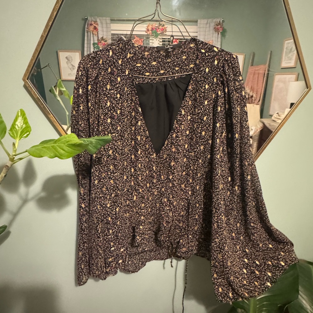 Lulus Floral Black top